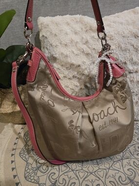 Coach Beige Signature Hobo with Pink Trim